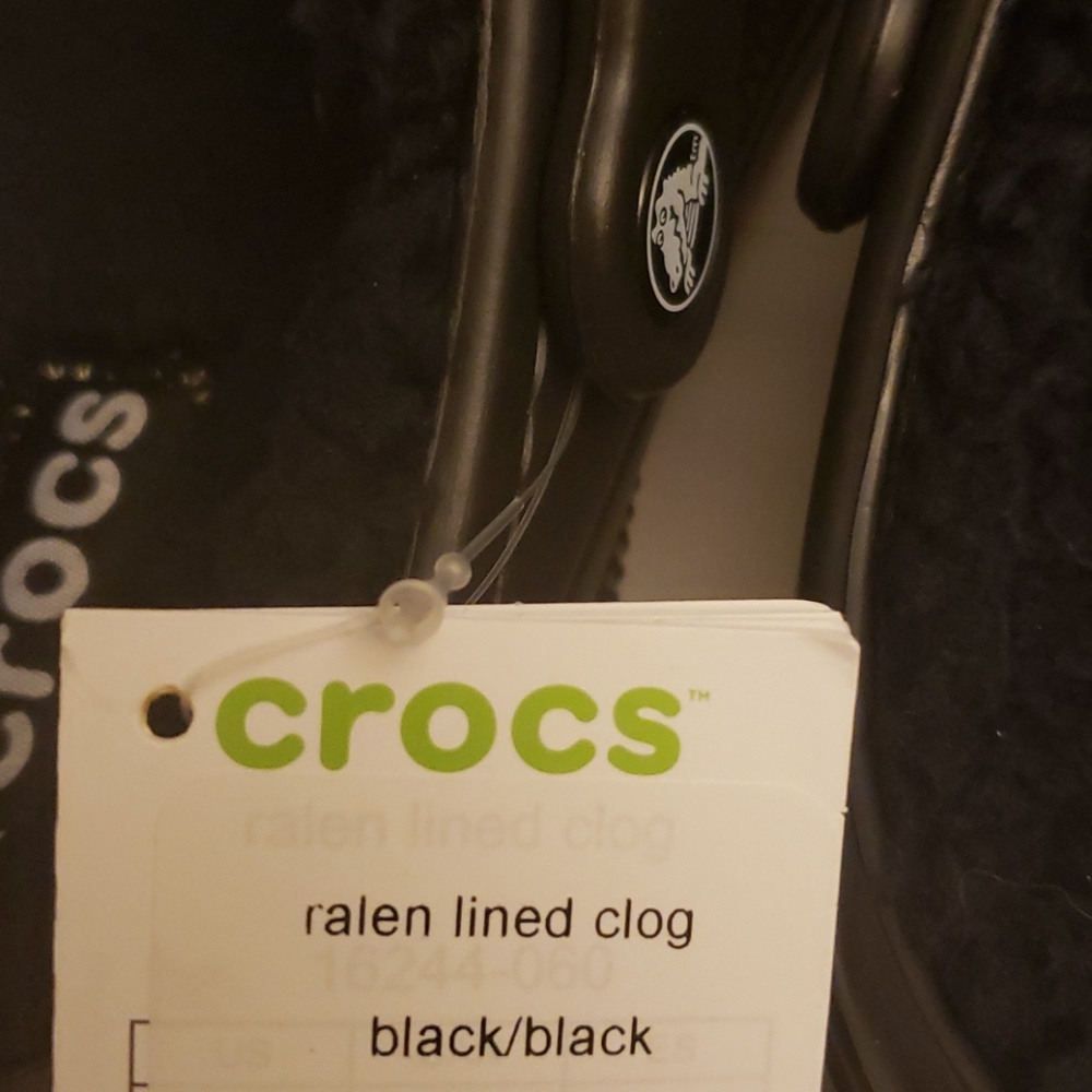 Brand New Ralen lined crocs black - Picture 10 of 10